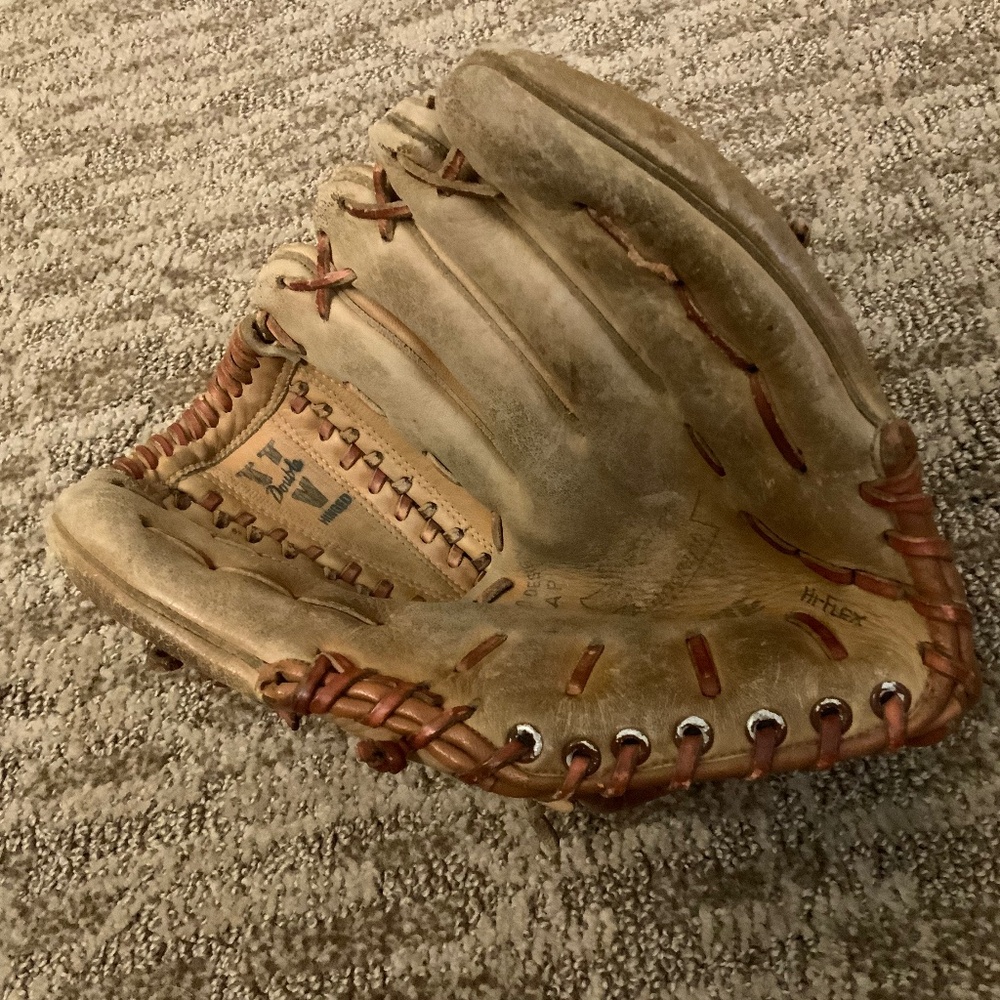 Vintage Regent 5416 Phil Rizzuto Model Leather Baseball Mit